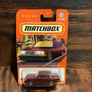 Matchbox 1986 Volvo 240 88/100 (T33A)